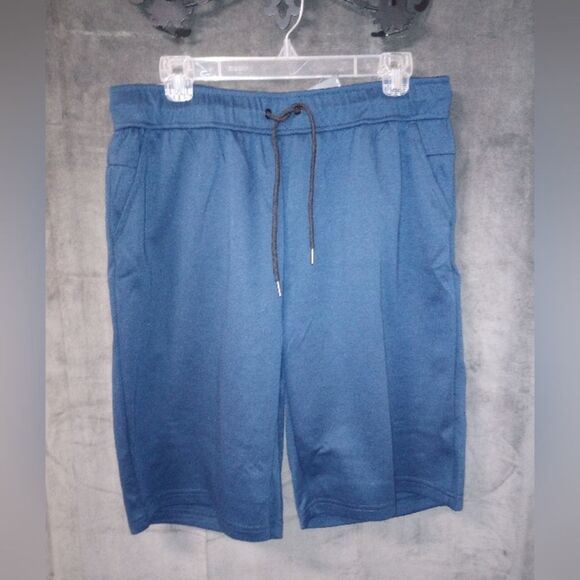 Blu Rock Sweat Shorts With Zip Pocket Size Large NWT - Picture 1 of 4